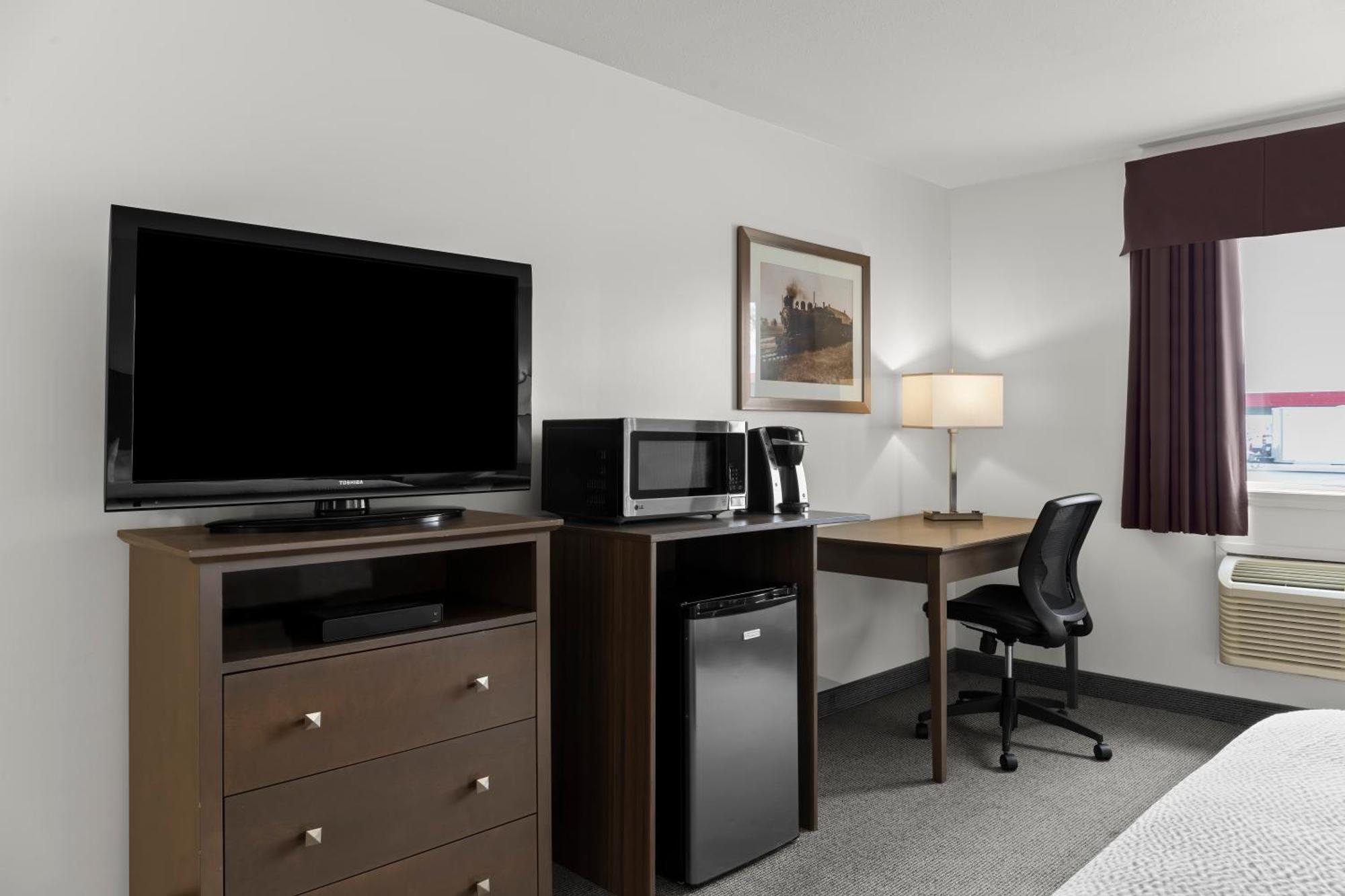 Days Inn By Wyndham Steinbach Dış mekan fotoğraf