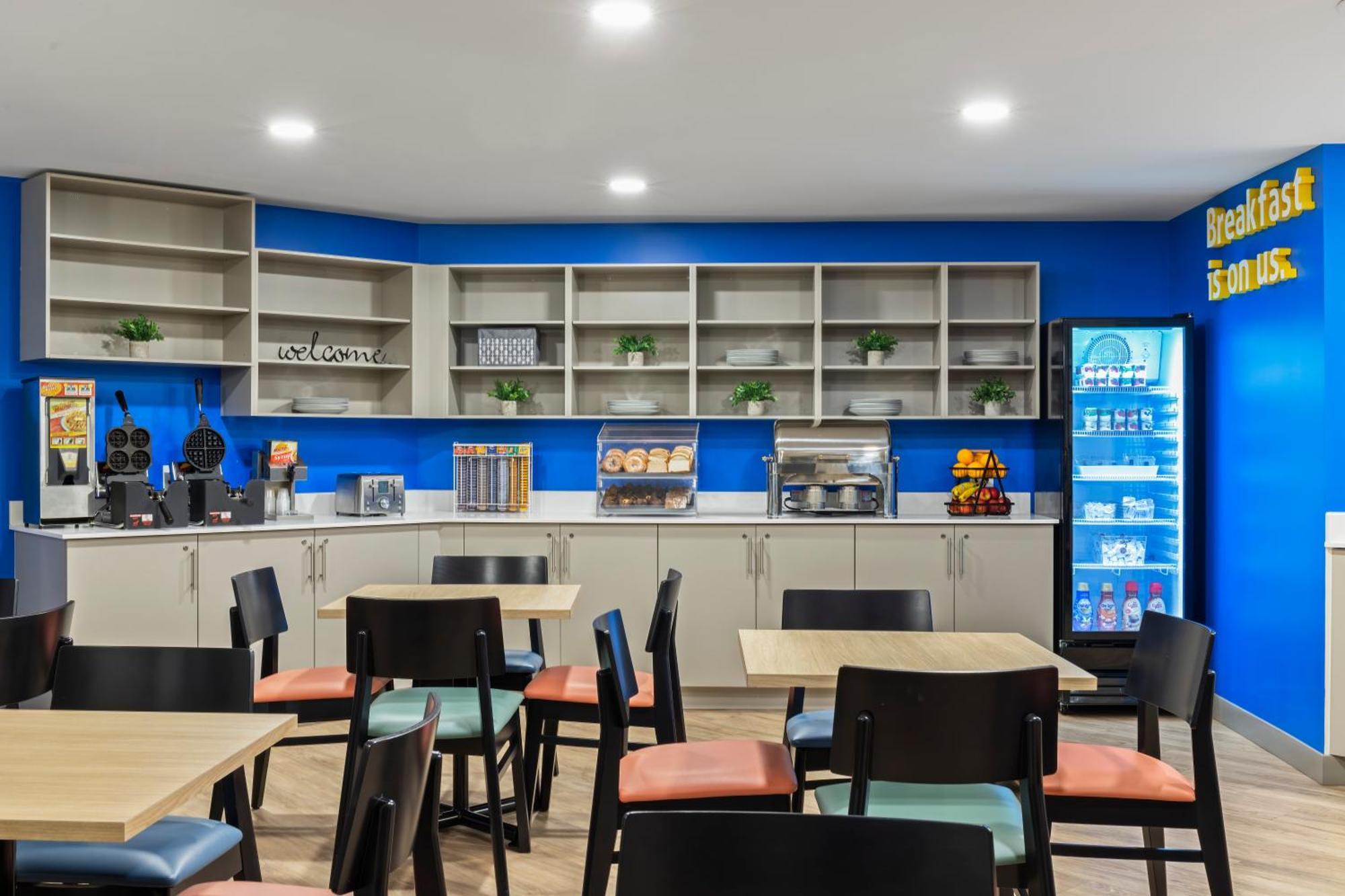 Days Inn By Wyndham Steinbach Dış mekan fotoğraf