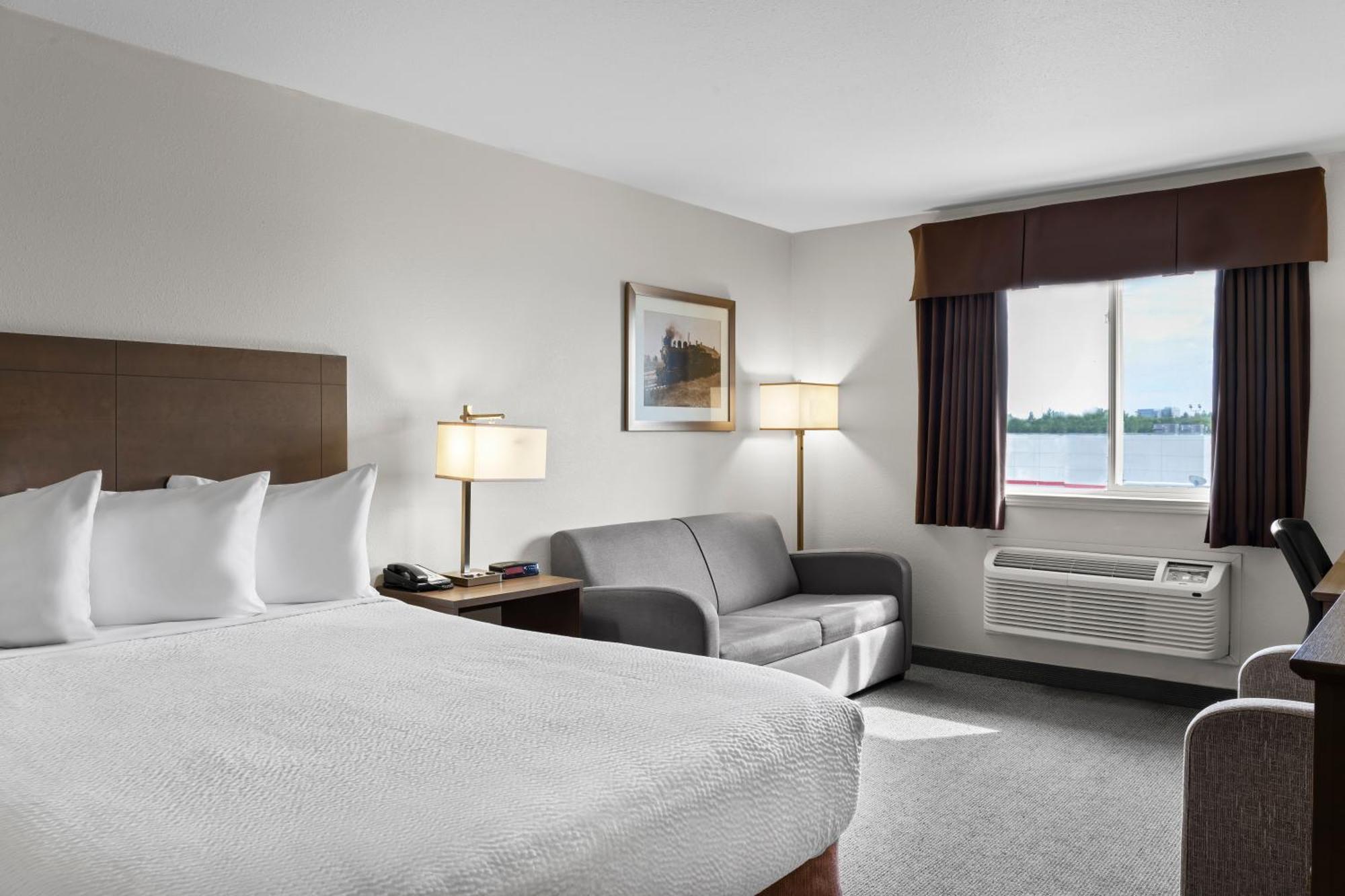Days Inn By Wyndham Steinbach Dış mekan fotoğraf