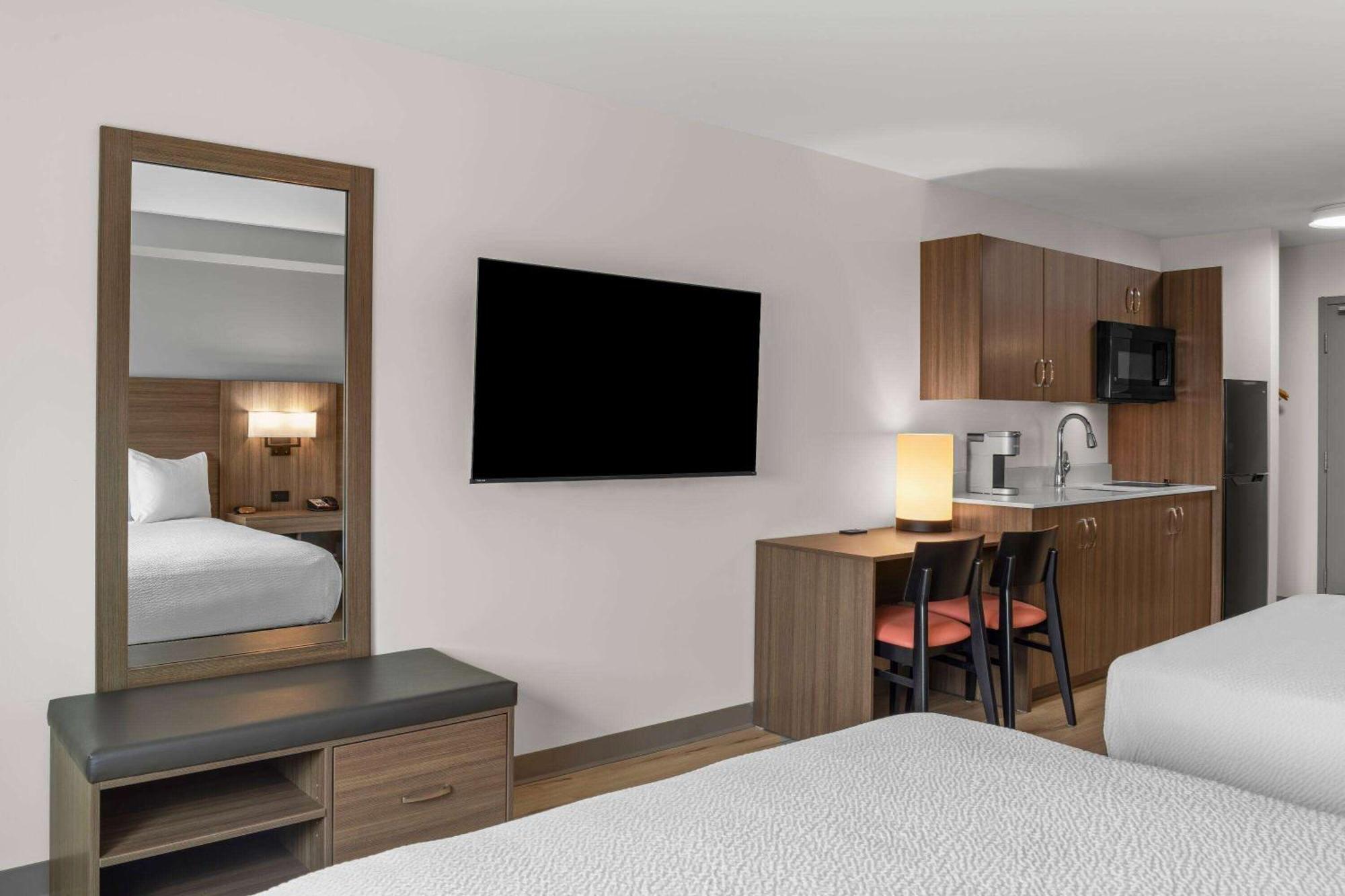 Days Inn By Wyndham Steinbach Dış mekan fotoğraf