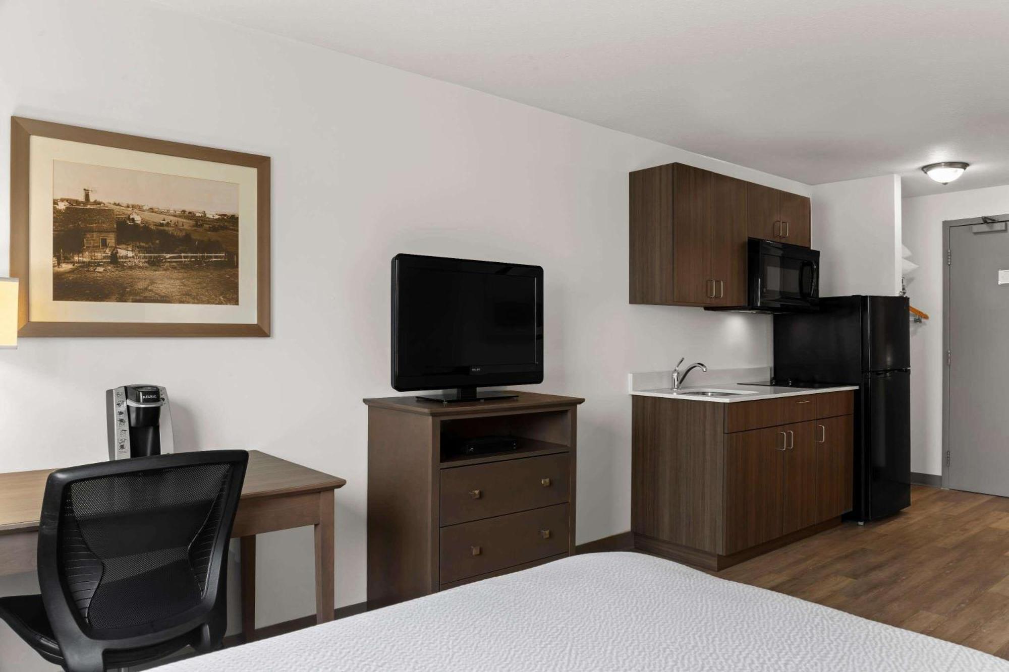Days Inn By Wyndham Steinbach Dış mekan fotoğraf